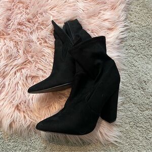 Heeled boots